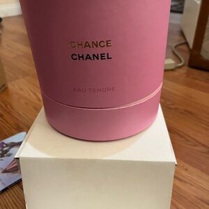 Chanel music box